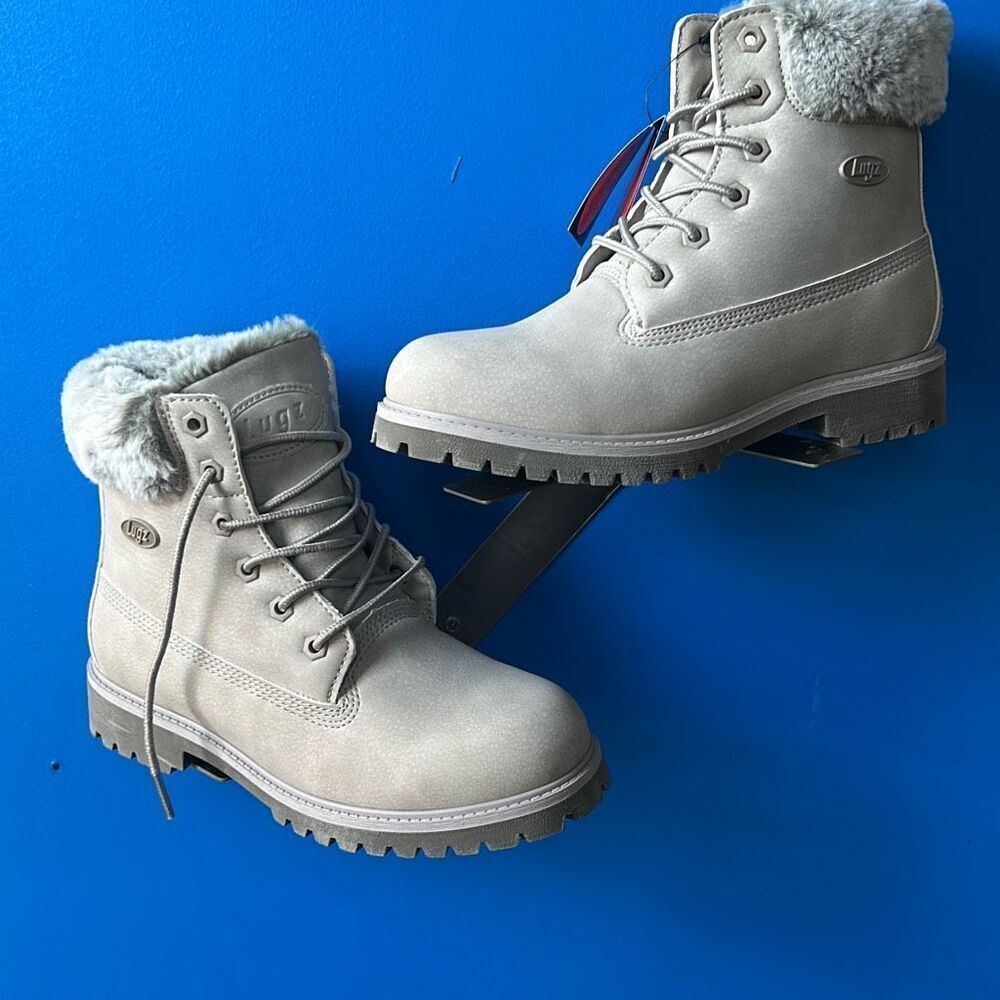 Lugz Women's Convoy Fur boot Sz:7 US - Picture 3 of 10
